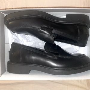 Vagabond Alex Loafers